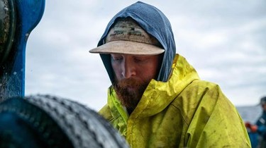 Deadliest catch rain gear on sale