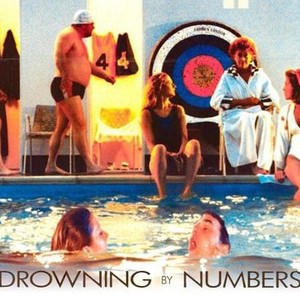 Drowning by Numbers photo 5