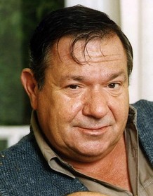 Michael Elphick