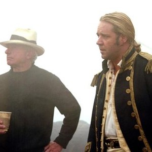 MASTER AND COMMANDER, Director Peter Weir, Russell Crowe on the set, 2003, TM & Copyright (c) 20th Century Fox Film Corp. All rights reserved.