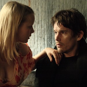 Joanna Kulig as Ania and Ethan Hawke as Tom Ricks in "The Woman in the Fifth." photo 5