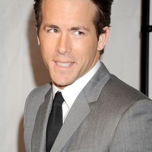 Ryan Reynolds at arrivals for DEFINITELY, MAYBE Premiere, Ziegfeld Theatre, New York, NY, February 12, 2008. Photo by: Kristin Callahan/Everett Collection
