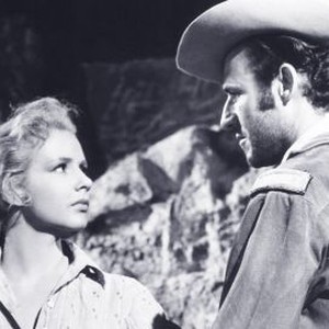 Smoke Signal (1955) photo 6