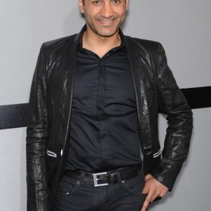Cas Anvar at arrivals for SOURCE CODE Premiere, Arclight Cinerama Dome, Los Angeles, CA March 28, 2011. Photo By: Michael Germana/Everett Collection
