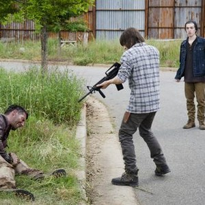 The Walking Dead, Alec Rayme (L), Austin Abrams (R), 'JSS', Season 6, Ep. #2, 10/18/2015, ©AMC