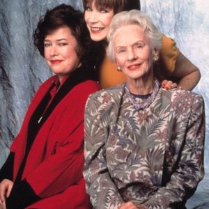 USED PEOPLE, Kathy Bates, Shirley MacLaine, Jessica Tandy, 1992, TM and Copyright ©20th Century Fox Film Corp. All rights reserved.