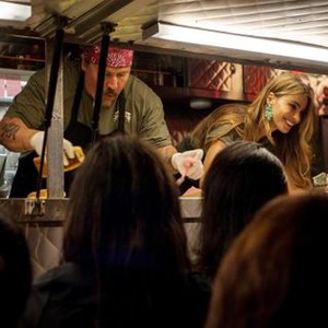 CHEF, from left: Emjay Anthony, Jon Favreau, Sofia Vergara, 2012. ph: Merrick Morton/©Open Road Films