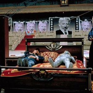 BIG SHOT'S FUNERAL, (aka DA WAN, aka DAI YUEN), posters top: Donald Sutherland; foreground from left: Rosamund KWAN, GE You, YING Da, 2001. ©Sony Pictures Classics