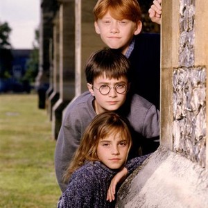 HARRY POTTER AND THE SORCERER'S STONE, from top: Rupert Grint, Daniel Radcliffe, Emma Watson, 2001, © Warner Brothers