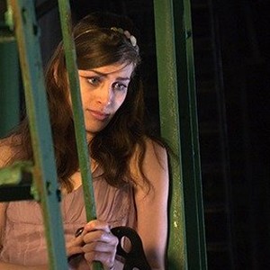 A scene from "Romeo and Juliet in Yiddish." photo 18