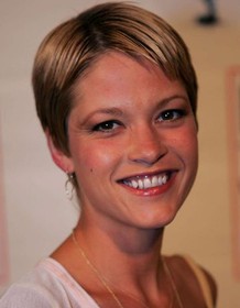Nicki Aycox