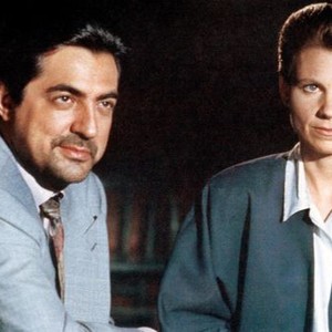 HOUSE OF GAMES, from left: Joe Mantegna, Lindsay Crouse, 1987. ©Orion