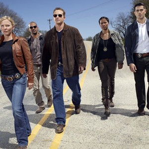Kelli Giddish, Amaury Nolasco, Cole Hauser, Rose Rollins and Jesse Metcalfe (from left)