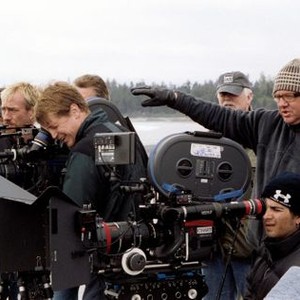 THE FOG, Director Rupert Wainwright, (far right), On set, 2005, (c) Columbia