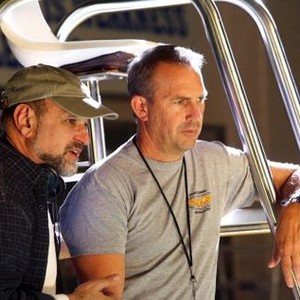THE GUARDIAN, director Andrew Davis, Kevin Costner on set, 2006, (c) Touchstone