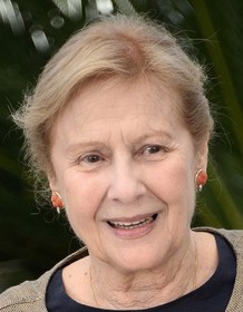 Giulia Lazzarini