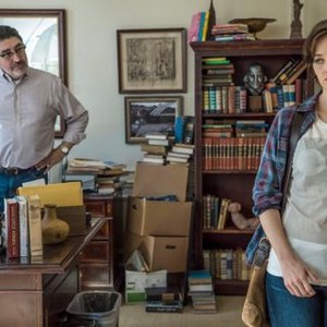 SISTER CITIES, l-r: Alfred Molina, Jess Weixler,  2016. ph: Chris Frawley/©Lifetime