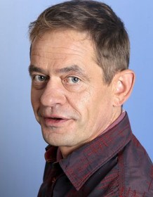 Henning Peker