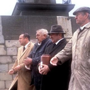LAST ORDERS, Roy Winstone, David Hemmings, Bob Hoskins, Tom Courtenay, 2001