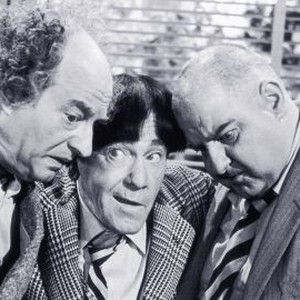 The Three Stooges Go Around the World in a Daze (1963) photo 10