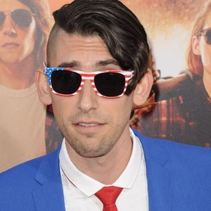Max Landis at arrivals for AMERICAN ULTRA Premiere, The Ace Hotel Downtown, Los Angeles, CA August 18, 2015. Photo By: Dee Cercone/Everett Collection