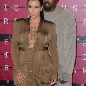 Kim Kardashian, Kanye West at arrivals for MTV Video Music Awards (VMA) 2015 - ARRIVALS 2, The Microsoft Theater (formerly Nokia Theatre L.A. Live), Los Angeles, CA August 30, 2015. Photo By: Dee Cercone/Everett Collection