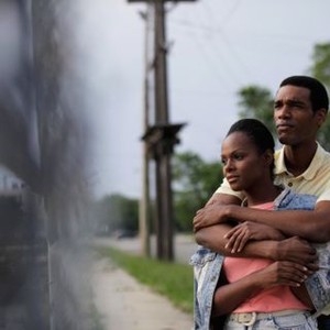 SOUTHSIDE WITH YOU, from left: Tika Sumpter as Michelle Robinson, Parker Sawyers as Barack Obama, 2016. ph: Matt Dinerstein/© Roadside Attractions