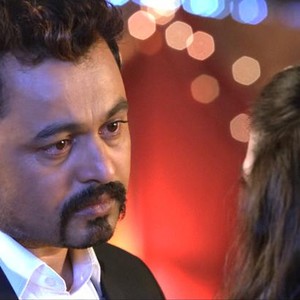 SHUBH LAGNA SAVDHAN, (FROM L): SUBODH BHAVE, SHRUTI MARATHE,  2018. © GOLDEN TREE ENTERTAINMENT