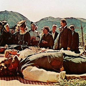 ONCE UPON A TIME IN THE WEST, Claudia Cardinale (straw hat), corpses  from front: Frank Wolff, Simonetta Santaniello, Enzo Santaniello, 1968