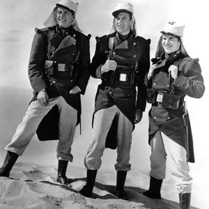 BEAU GESTE, from left: Ray Milland, Gary Cooper, Robert Preston, 1939