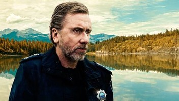 Tin star on prime outlet