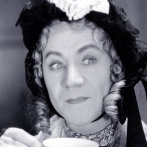Charley's Aunt (1930) photo 4