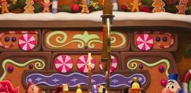 Alice's Wonderland Bakery: The Gingerbread Palace