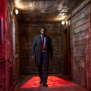 Luther: The Fallen Sun photo 5