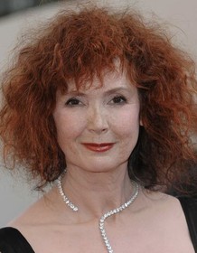 Sabine Azéma