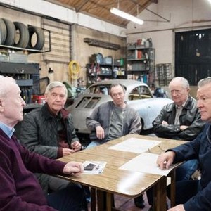 KING OF THIEVES, FROM LEFT: MICHAEL CAINE, TOM COURTENAY, PAUL WHITEHOUSE, JIM BROADBENT, RAY WINSTONE, 2018. PH: JACK ENGLISH/© SABAN FILMS