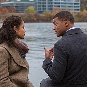 (L-R) Gugu Mbatha-Raw as Prema Mutiso and Will Smith as Dr. Bennet Omalu in "Concussion." photo 17