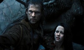 Snow White and the Huntsman: Official đoạn Clip - The Huntsman Betrayed