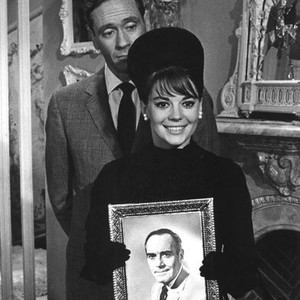 SEX AND THE SINGLE GIRL, Mel Ferrer, Natalie Wood, Henry Fonda (in picture), 1964