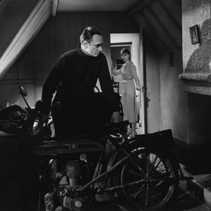 THE SPY IN BLACK, Conrad Veidt, Valerie Hobson (rear), 1939