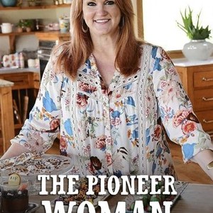Ree Drummond's Chicken Chili Sheet Pan Quesadilla, The Pioneer Woman