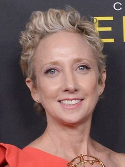 Jennifer Miller Actrice Jennifer Miller – Wikipedia