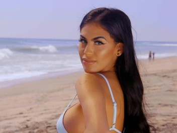 Watch ex on the best sale beach season 2 episode 1