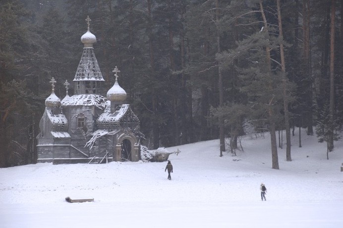 ems.cHJkLWVtcy1hc3NldHMvbW92aWVzLzJiODI5NTdjLTk5MmUtNDQ5NC05M2RhLWVmOTliMmI3ZmY2YS53ZWJw