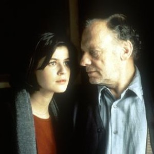 Three Colors: Red (1994) photo 4