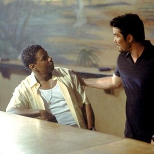 OUT OF TIME, Denzel Washington, Dean Cain, 2003, (c) MGM