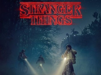 Stranger Things Chapter Five: The Flea and the Acrobat (TV
