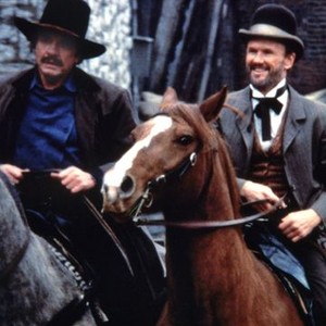 The Last Days of Frank and Jesse James (1986) photo 2