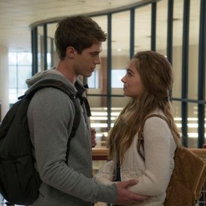 THE EDGE OF SEVENTEEN, l-r: Blake Jenner, Haley Lu Richardson, 2016. ph: Murray Close/©STX Entertainment