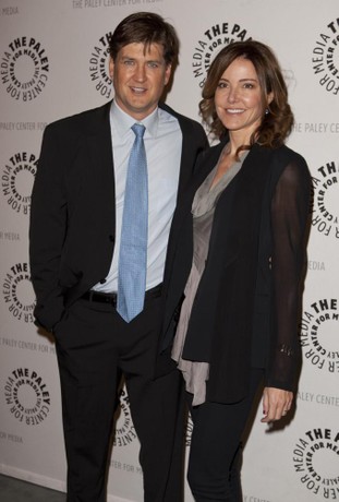 ビル ローレンス HSH Bill lawrence Bill Lawrence Renews Warner Bros. TV Deal